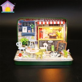 Green DIY Doll House Minature