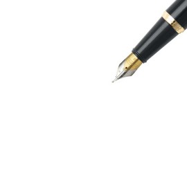 9325 Fountain Pen glossy black with gold Trim | sheaffer